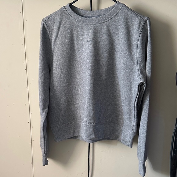 Nike Sweaters - Nike Heather Gray Crewneck Sweatshirt